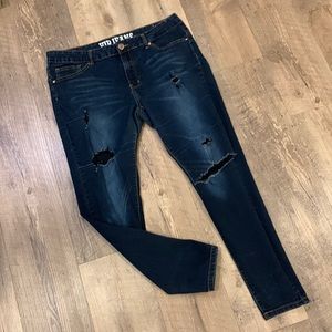 👠VIP Super Distressed Skinny Jeans w/Stretch - Dark Wash Size 17/18 - So Cute‼️